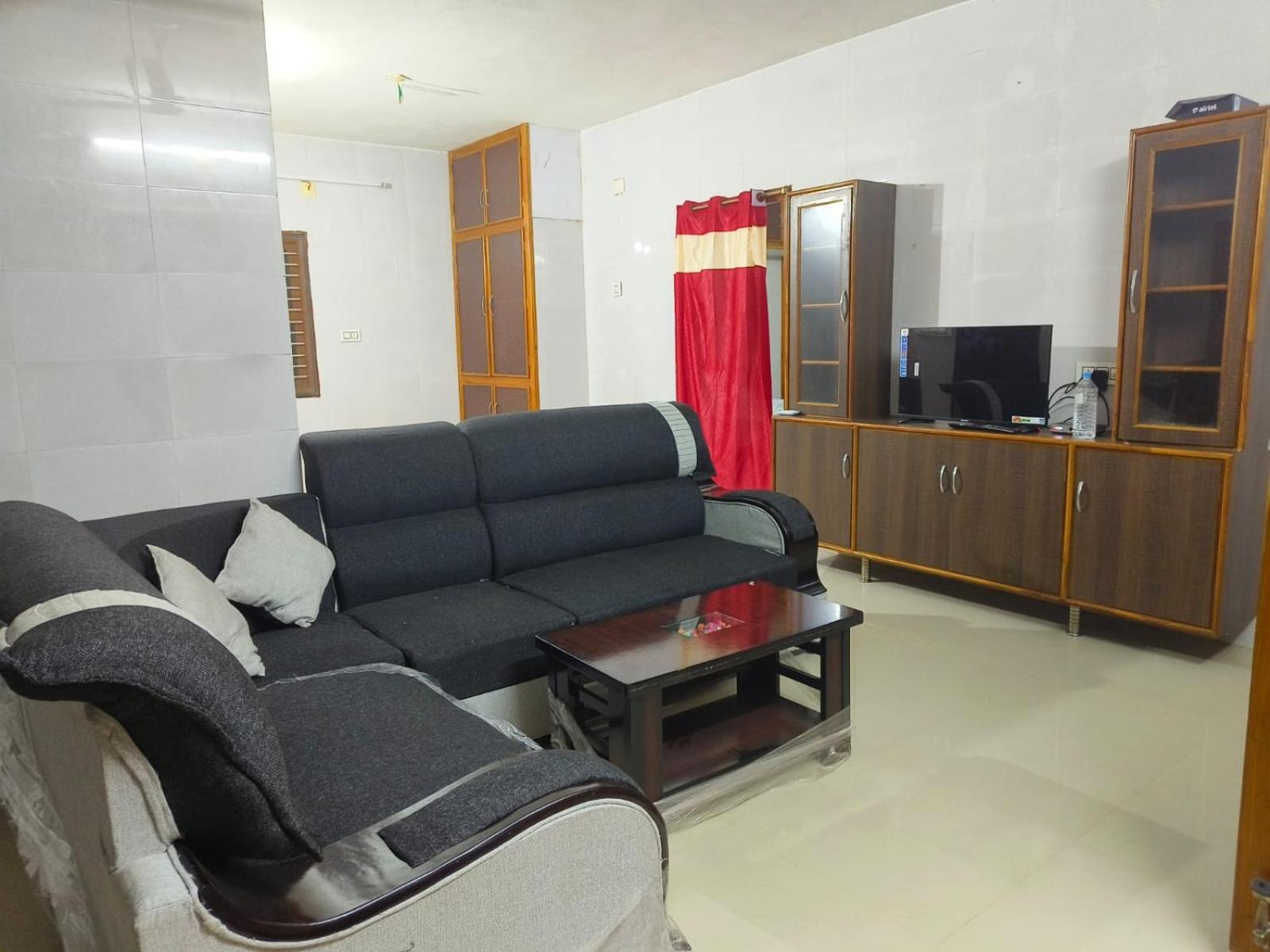 Homestay Hb's Nest Tirupati
